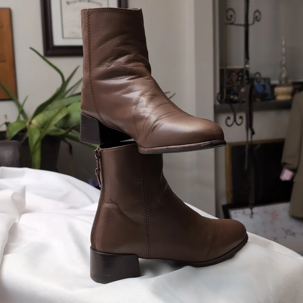 Stewart Weitzman boots - Picture 4 of 10